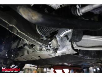 BMW 5-serie Touring 520i M-Sport Night Pano ACC Memory H/K 360° picture 17