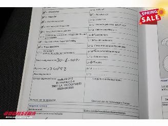 Volkswagen Up! 1.0 move up! BlueMotion 5-DRS Airco picture 13