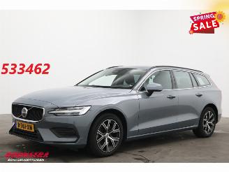 skadebil auto Volvo V-60 2.0 B4 Core LED ACC Apple/Android PDC AHK 2022/12