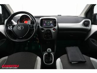 Toyota Aygo 1.0 VVT-i x-play Bluetooth Airco Cruise Camera picture 6