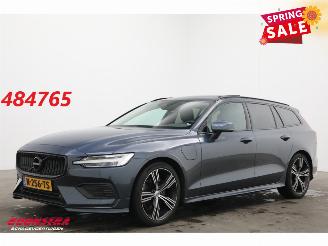 krockskadad bil auto Volvo V-60 2.0 T6 Recharge AWD Inscription Pano LED ACC H/K Apple/Android SHZ AHK 2022/1