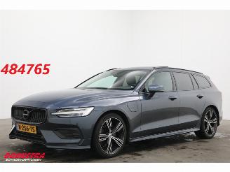 Unfallwagen Volvo V-60 2.0 T6 Recharge AWD Inscription Pano LED ACC H/K Apple/Android SHZ AHK 2022/1