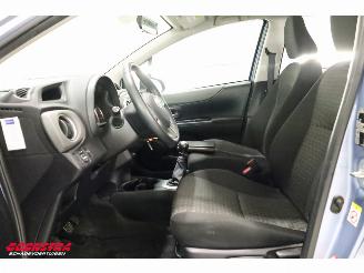 Toyota Yaris 1.3 VVT-i Aspiration Bluetooth Airco Cruise Camera AHK 69.230 km! picture 12