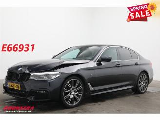 Schadeauto BMW 5-serie 520i M-Sport Pro HUD Memory Leder LED Camera SHZ 93.916 km! 2020/6