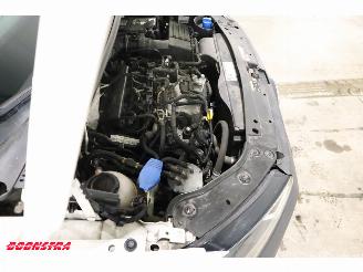 Volkswagen Caddy 2.0 TDI L2-H1 BMT Maxi Trendline Airco Cruise picture 8