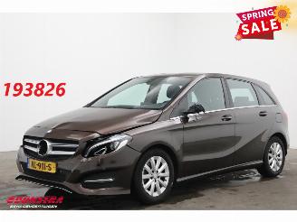 skadebil auto Mercedes B-klasse 180 7G-Tronic Ambition LED Navi Airco Cruise PDC AHK 117.853 km! 2017/3