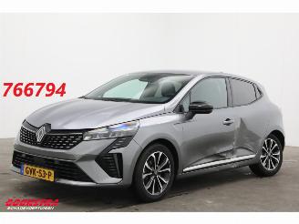 Auto incidentate Renault Clio 1.0 TCe 90 GPF techno LED Navi Clima Cruise PDC AHK 31.734 km! 2024/6