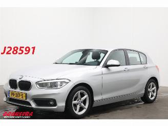 krockskadad bil auto BMW 1-serie 118i Aut. LED Navi Clima Cruise PDC 2017/6