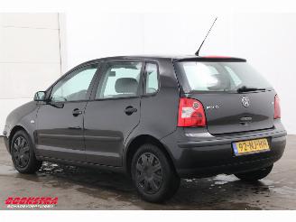 Volkswagen Polo 1.4-16V 5-DRS Airco Cruise picture 4