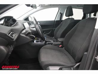 Peugeot 308 SW 1.2 PureTech Active Pano Navi Clima Cruise PDC AHK picture 8