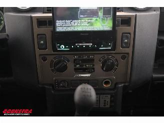 Landrover Defender 2.4 TD HT 110" E 4WD 6-Pers Leder Airco AHK picture 32