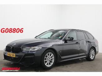 škoda osobní automobily BMW 5-serie Touring 520i M-Sport Pano LED HUD ACC 360° Memory LRHZ SHZ 2021/3