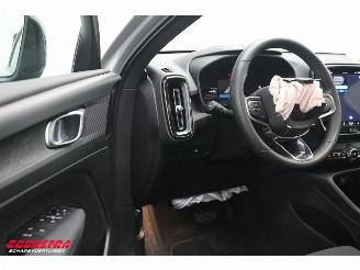 Volvo C-40 Single Motor Extened Range Core 82 kWh Pano LED ACC Apple/Android Camera picture 18