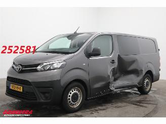 škoda dodávky Toyota Proace 2.0 D-4D DoKa DC 6P. Aut. Navi Airco Cruise Apple/Android PDC 2023/6