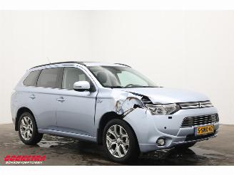 Mitsubishi Outlander 2.0 PHEV 4WD Instyle+ ACC Schuifdak Leder Camera SHZ AHK picture 2