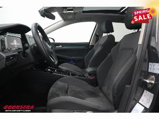 Volkswagen Golf Variant 2.0 TDI DSG Style Pano LED ACC ErgoComf. HUD Camera LRHZ picture 23