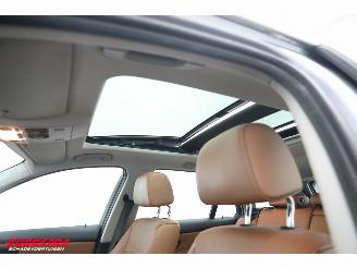 BMW 3-serie Touring 320i Luxury Line Pano Leder Navi Clima Cruise SHZ PDC picture 17