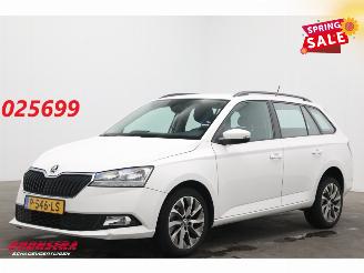 krockskadad bil auto Skoda Fabia Combi 1.0 TSI Business Edition Navi Airco Cruise PDC AHK 2022/4
