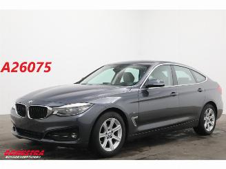 bruktbiler auto BMW 3-serie 318d SportLine Leder HUD Navi Clima Cruise Camera SHZ 49.849 km! 2016/7