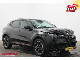 Alfa Romeo Junior Elettrica Speciale 54 kWh Pano LED ACC Massage Camera 5.351 km! picture 2