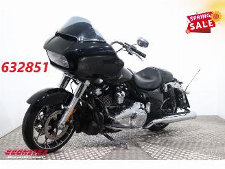 Vaurioauto  motor cycles Harley-Davidson Road Glide Special FLTRXS 114 Kesstech Navi Cruise Bluetooth Radio 2021/7