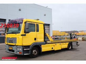 krockskadad bil vrachtwagen MAN TGL 12.180 Aut. Omarz 5t. Platform 2000 Funk Winde Brille 2008/4