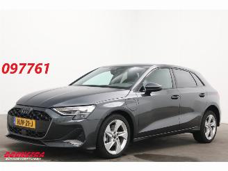 krockskadad bil auto Audi A3 Sportback 40 TFSI e Advanced edition Matrix ACC Apple/Android Camera SHZ 2025/4