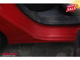 Peugeot 208 1.2 PureTech Blue Lion 5-DRS Navi Airco Cruise Bluetooth PDC picture 8