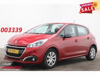 krockskadad bil auto Peugeot 208 1.2 PureTech Blue Lion 5-DRS Navi Airco Cruise Bluetooth PDC 2018/1