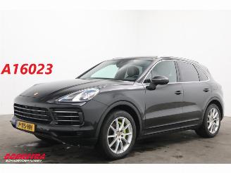 krockskadad bil auto Porsche Cayenne 3.0 E-Hybrid Sport Chrono Pano LED Memory 360° Bose AHK 2022/3