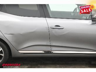 Renault Clio 1.6 E-Tech Full Hybrid 145 techno LED Apple/Anrdoid Navi Cruise Camera picture 6