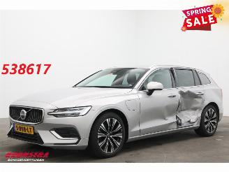 krockskadad bil auto Volvo V-60 T6 Plug-in hybrid AWD Inscription LED Leder Memory Camera SHZ 2023/3