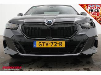 BMW 5-serie 530e M-Sport Pro Leder ACC H/K Camera SHZ picture 5