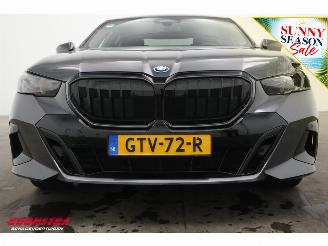 BMW 5-serie 530e M-Sport Pro Leder ACC H/K Camera SHZ picture 5