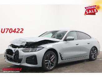 krockskadad bil auto BMW i4 xDrive40 84 kWh M-Sport LED ACC HUD 360° Apple/Android 9.429 km! 2025/2