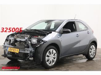 Unfallwagen Toyota Aygo 1.0 VVT-i MT Play Apple/Android ACC Airco Camera 9.446 km! 2025/8