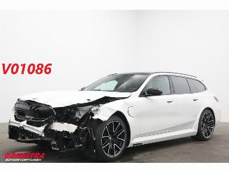 Voiture accidenté BMW M5 Touring Drivers Package HUD Carbon B&W ACC 360° AHK 2025/3