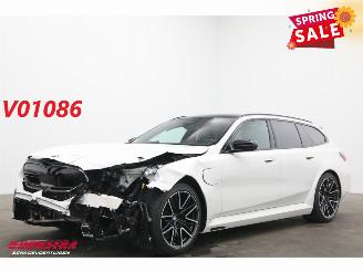 uszkodzony samochody osobowe BMW M5 Touring Drivers Package HUD Carbon B&W ACC 360° AHK 2025/3