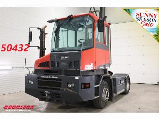 Vaurioauto  machines Kalmar  TT618I Terminal tractor Cummins 2020/10