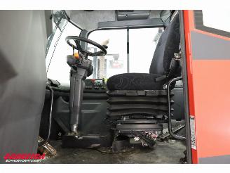 Kalmar  TT618I Terminal tractor Cummins picture 11