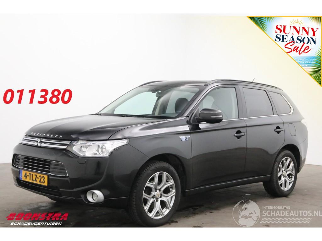 Mitsubishi Outlander 2.0 PHEV Instyle 4WD Leder Schuifdak Navi Clima Cruise SHZ AHK