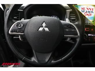 Mitsubishi Outlander 2.0 PHEV Instyle 4WD Leder Schuifdak Navi Clima Cruise SHZ AHK picture 17