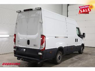 Iveco Daily 35S18H HiMatic Navi Clima Cruise Camera AHK picture 3