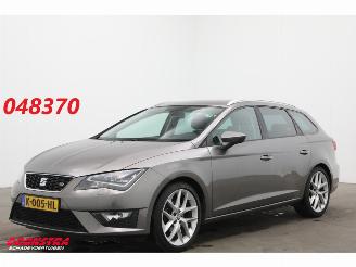 Schadeauto Seat Leon ST 1.4 TSI FR LED Navi Clima Cruise SHZ PDC AHK 2013/11