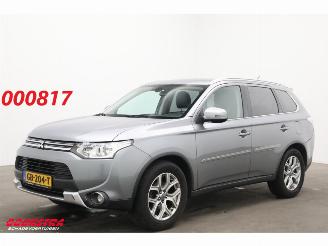 krockskadad bil auto Mitsubishi Outlander 2.0 PHEV Business Edition X-Line Leder Navi Clima Curise Camera SHZ AHK 2015/4