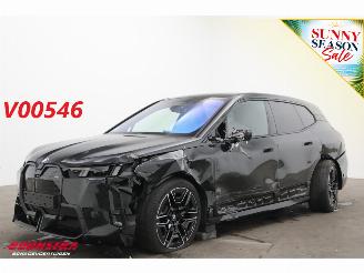 BMW iX xDrive M70 112 kWh Pano LED ACC B&W Memory 360° AHK picture 1