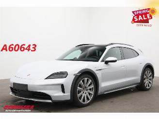 Vaurioauto  passenger cars Porsche Taycan 4 105 kWh Pano PDLS+ Bose Sport Chrono ACC Memory Ventilatie 360° 2024/10