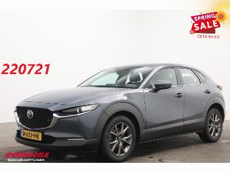 krockskadad bil auto Mazda CX-30 2.0 e-SkyActiv-X M Hybrid Comfort Leder HUD Memory Camera SHZ LRHZ 2021/10