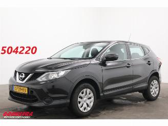 Schadeauto Nissan Qashqai 1.2 Visia Airco Cruise AHK 2015/12