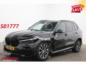 Damaged car BMW X5 xDrive45e M-Sport Pano LED ACC Leder Memory HUD Camera Lucht AHK 2023/6